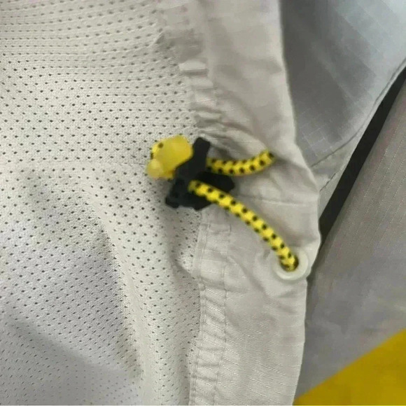 Adidas | Snow Graphic 1/4 Zip Pullover - Cream / Sz S - Picture 10 of 11